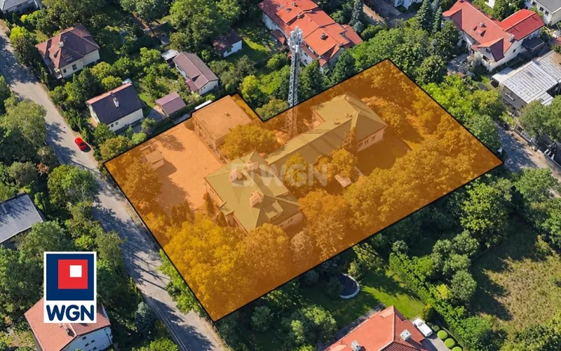 Obiekt usługowy na  sprzedaż Warszawa - Nieruchomość usługowa
