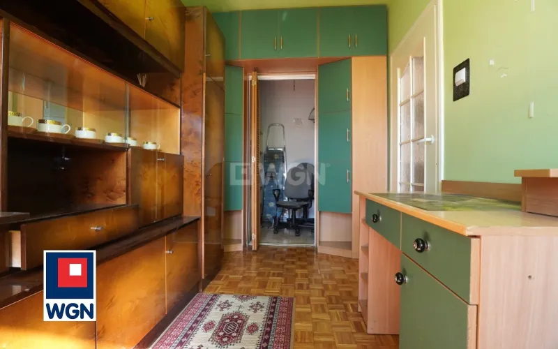 Mieszkanie na  sprzedaż Piotrków Trybunalski - Przktyczne, trzypokojowe.